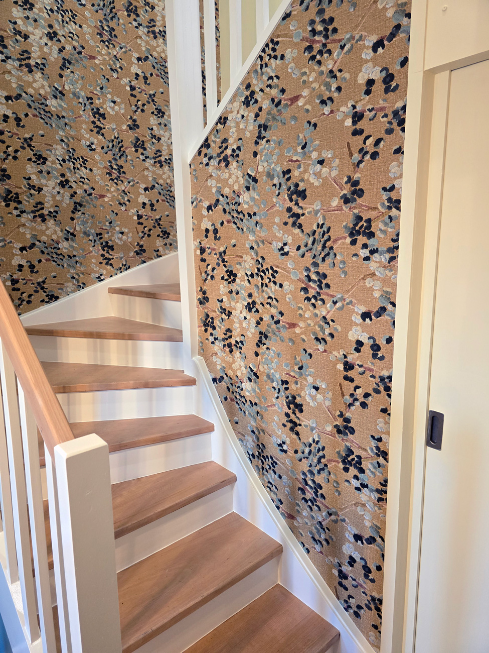 renovation-escalier-peinture-tapisserie-villeneuve-d-ascq-fp-deco